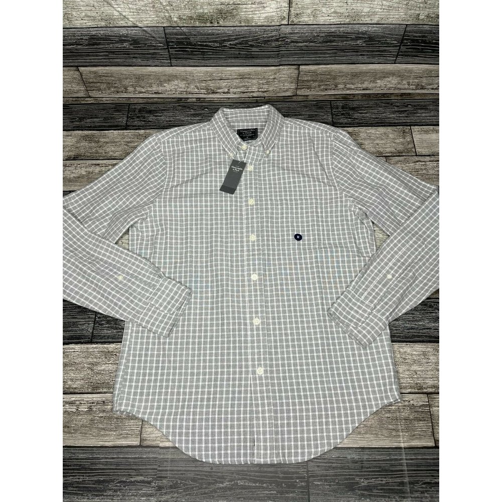 Abercrombie & Fitch Gray Plaid Button Up